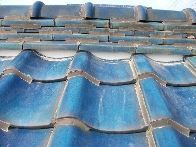 漆喰の詰め直し